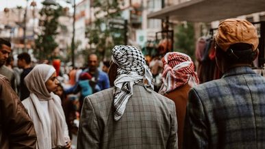 Franchise or Independent Business in the Middle East? Which Investment Strategy Works Best